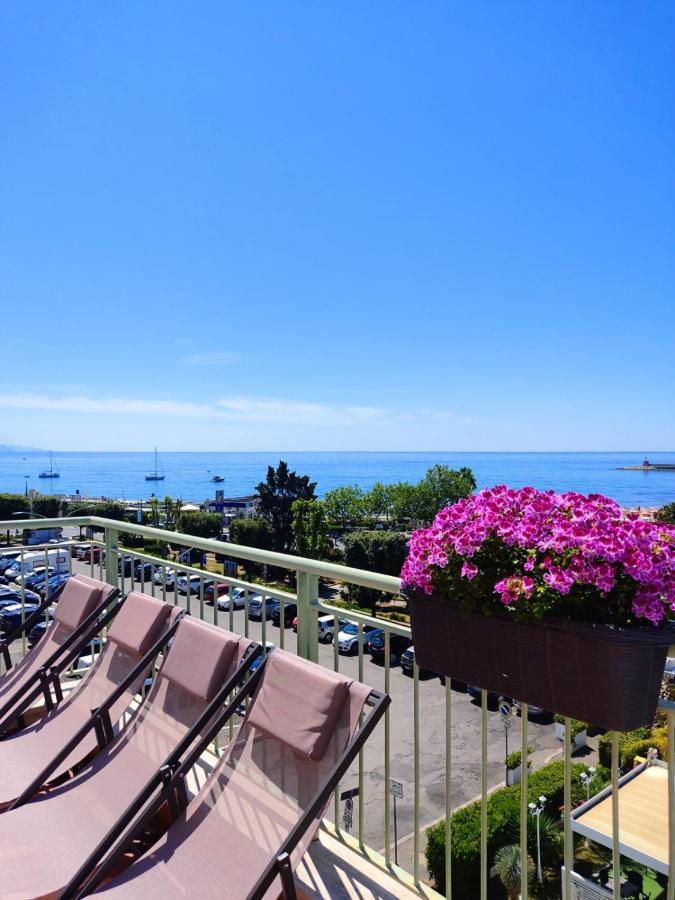 Reale Apartments Terracina Exterior foto